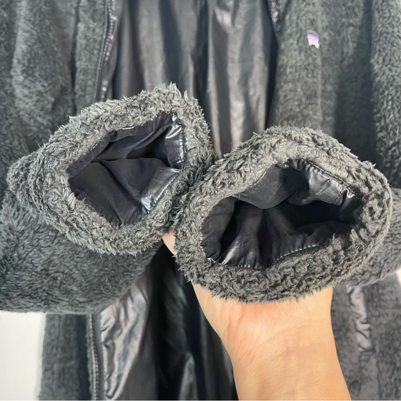 Medium Black Patagonia Women’s Los Gatos Fleece Jacket - Picture 7 of 10